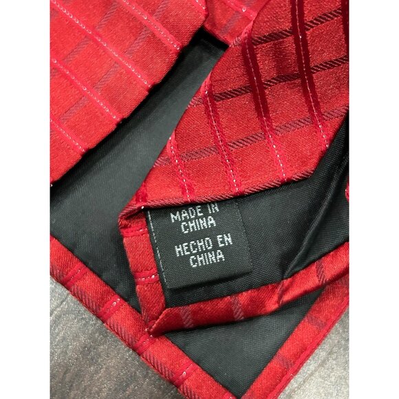 Red Plaid Tie Tales Mens Necktie 100% Polyester - Picture 4 of 8